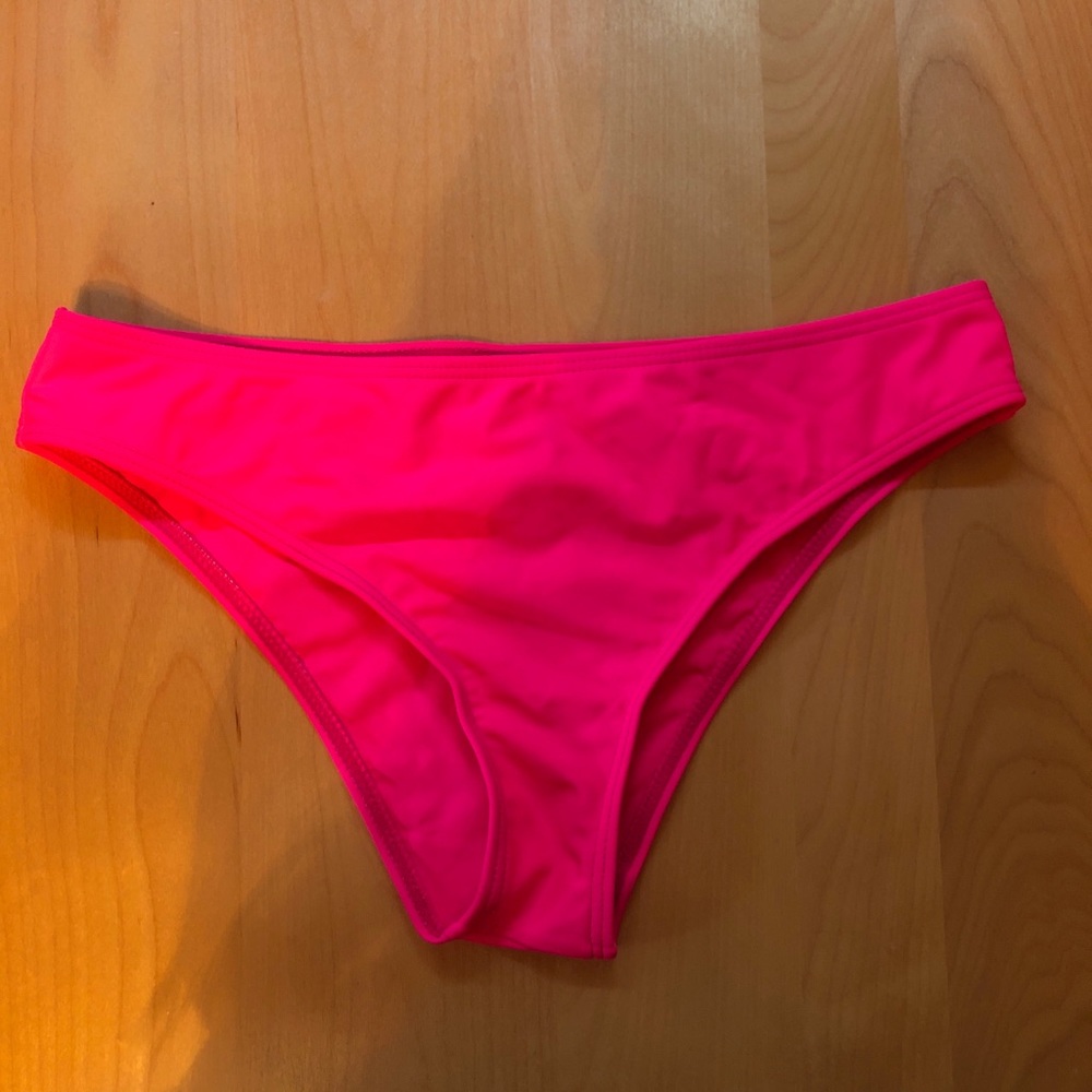 Brand new pink bikini bottoms